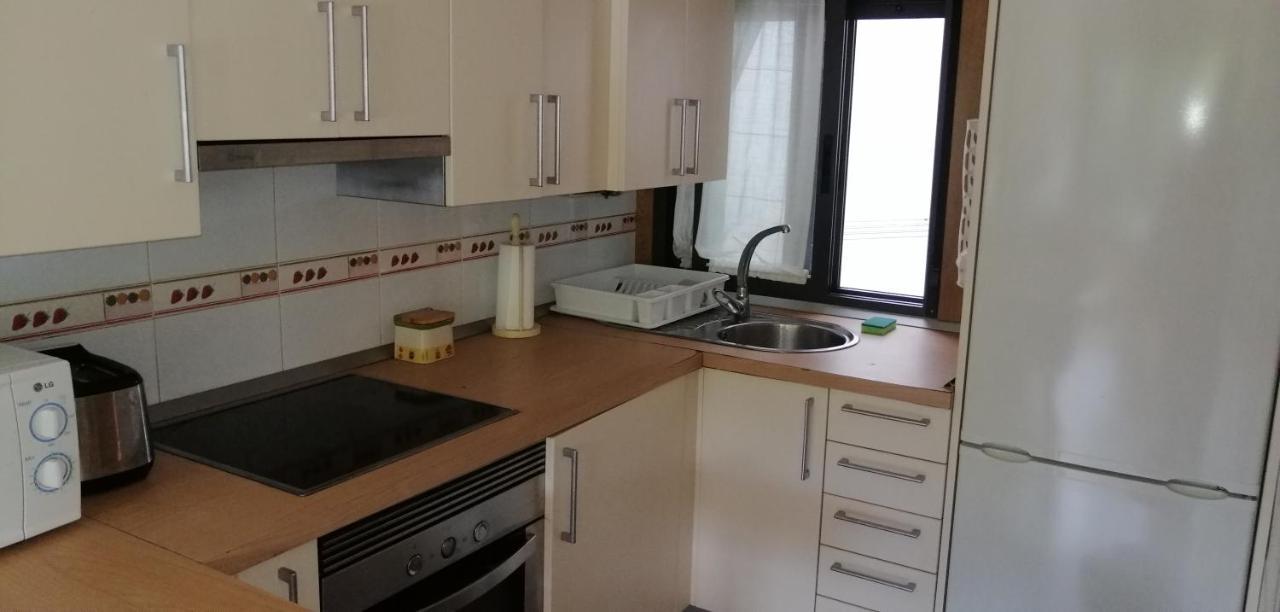 APARTAMENTO CENTRO DE SANXENXO con GARAJE Exterior foto