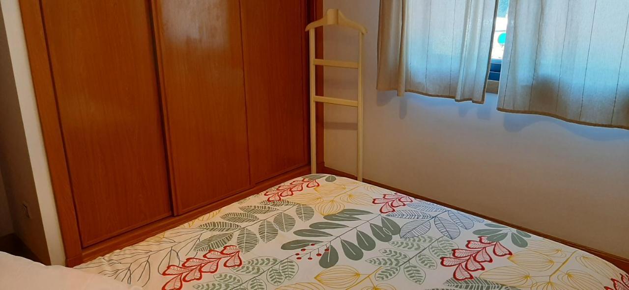APARTAMENTO CENTRO DE SANXENXO con GARAJE Exterior foto
