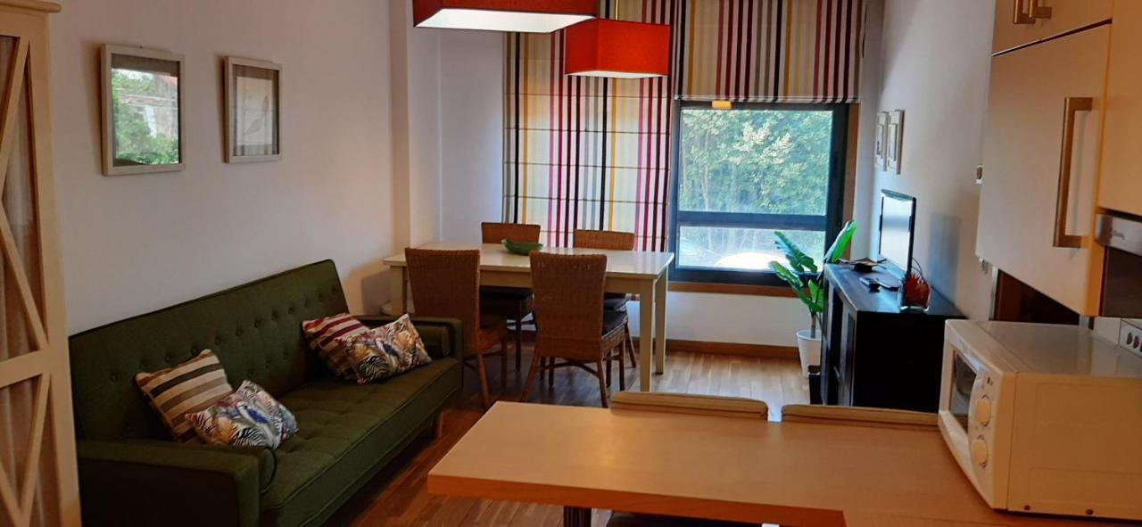 APARTAMENTO CENTRO DE SANXENXO con GARAJE Exterior foto